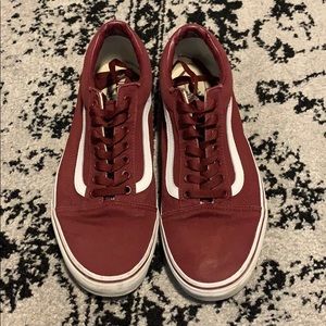 Red Low Top Old School Vans Size 11 Men’s